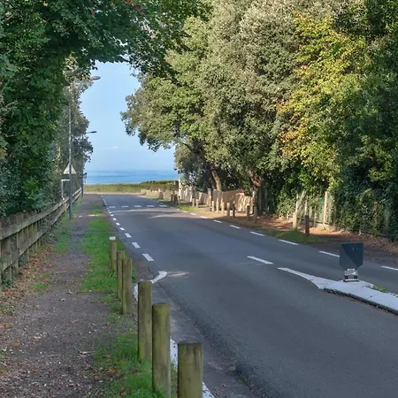 Vakantiehuis A 50m De La Plage, Jolie Maison Pour 8 *