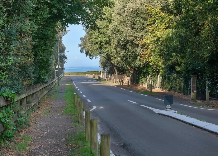 Casa de Férias à 50m De La Plage, Jolie Maison Pour 8 *